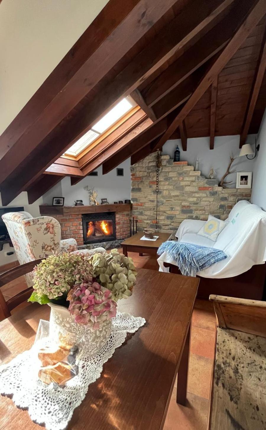 Apartamentos Rurales El Collain De Campiellos Phòng bức ảnh